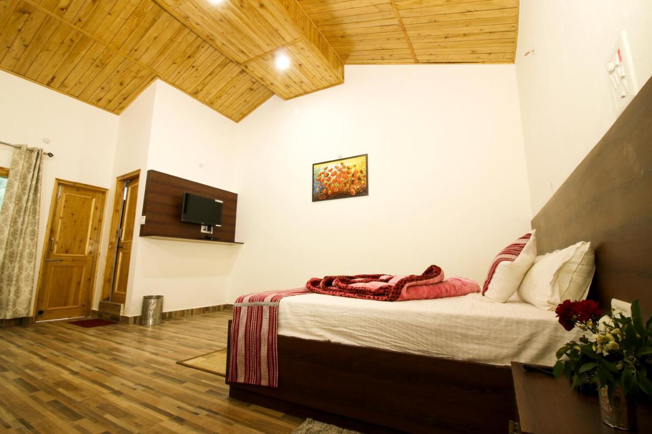 Chaman Vatika Hotel Kulu Екстериор снимка