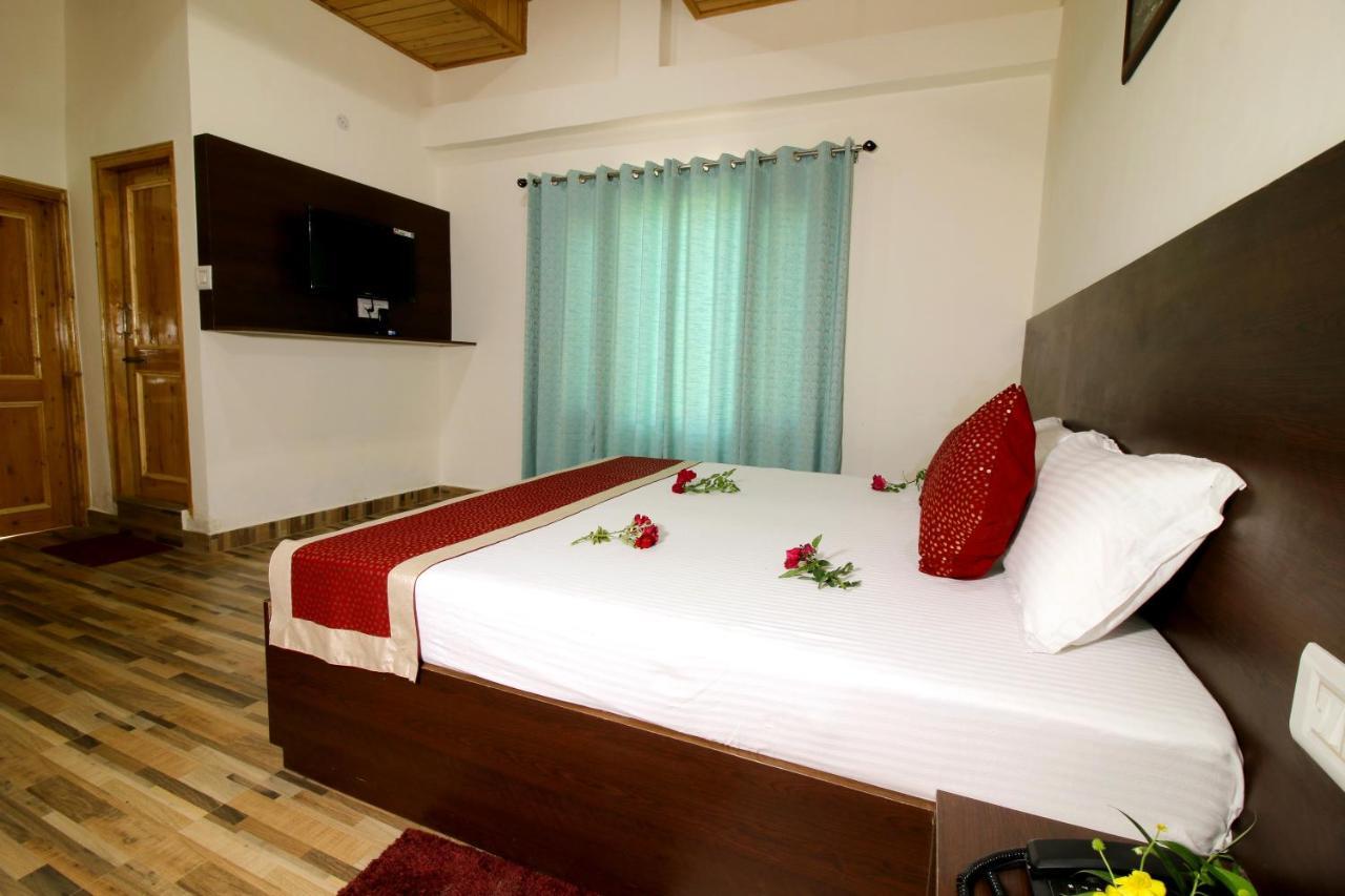 Chaman Vatika Hotel Kulu Екстериор снимка