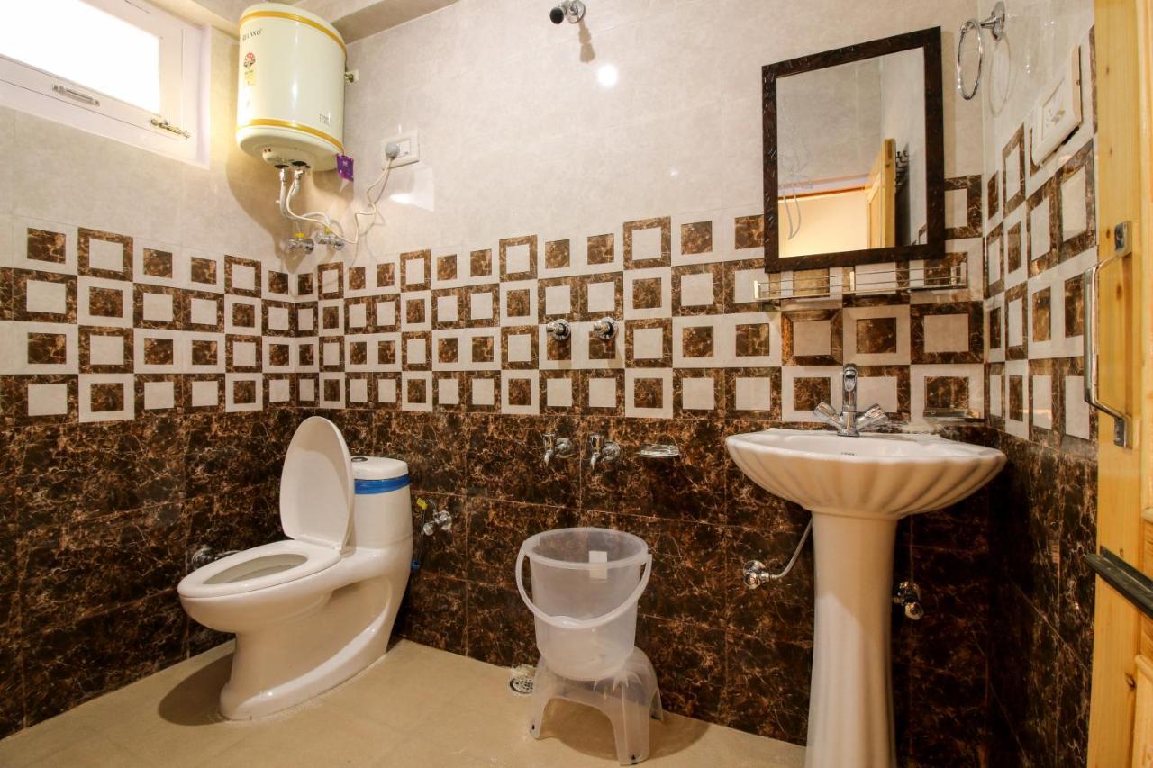 Chaman Vatika Hotel Kulu Екстериор снимка