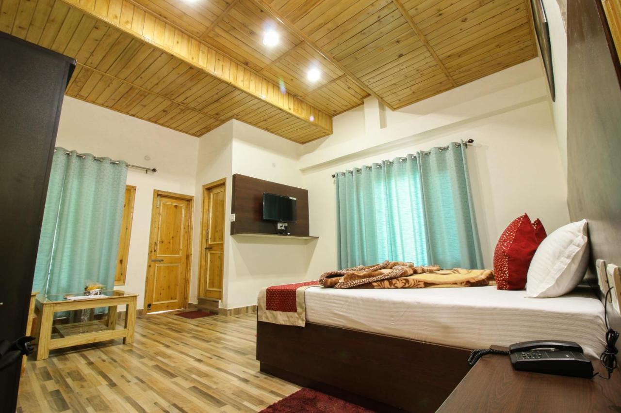 Chaman Vatika Hotel Kulu Екстериор снимка