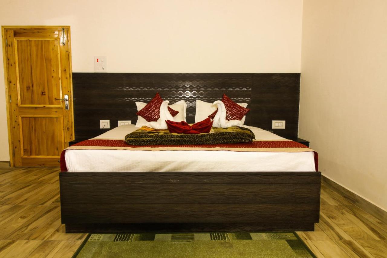 Chaman Vatika Hotel Kulu Екстериор снимка